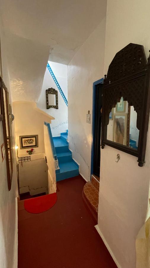 Hathor ,Casa Marroqui Con Dos Terrazas En La Medina Antigua , Ideal Parejas!! Wifi!! Asilah Exterior photo
